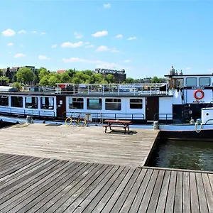 Amicitia Hotel en barco
