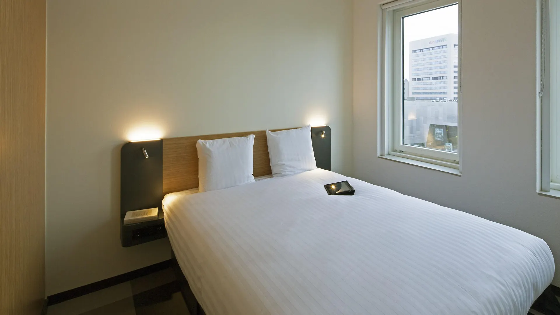 ** Hotel Easyhotel Amsterdam Arena Boulevard Netherlands