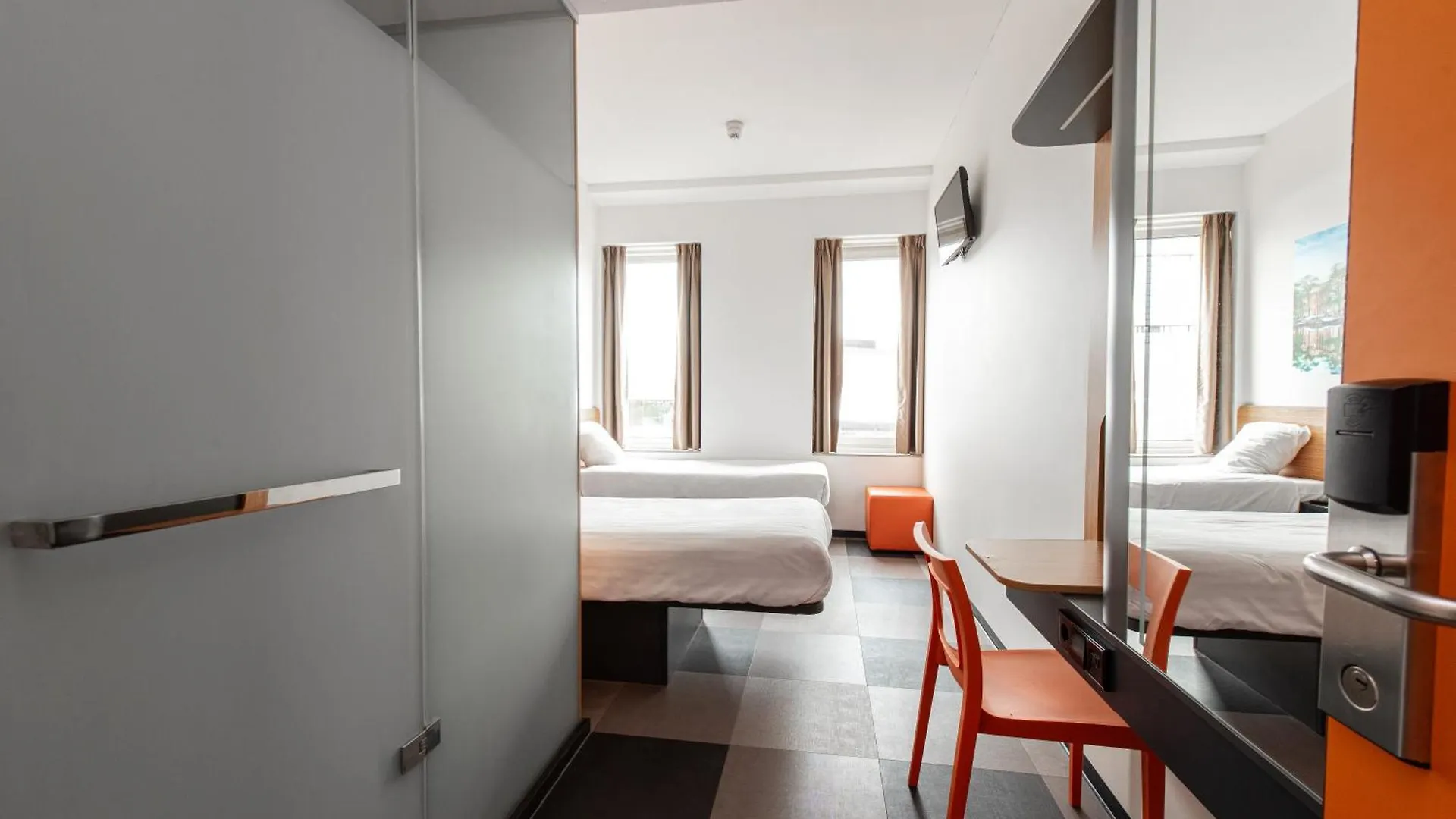 Hotel Easyhotel Amsterdam Arena Boulevard