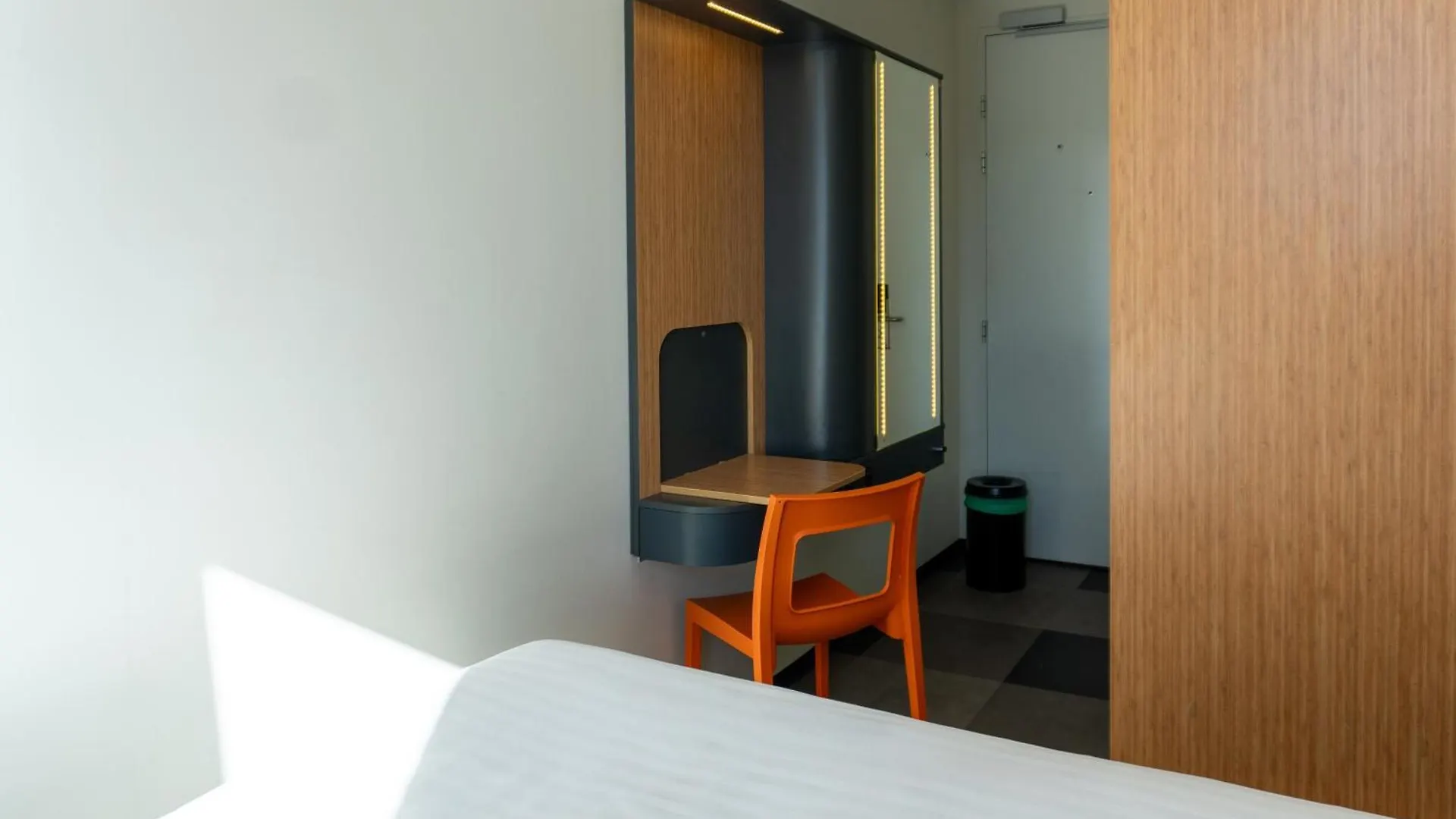 Hotel Easyhotel Amsterdam Arena Boulevard