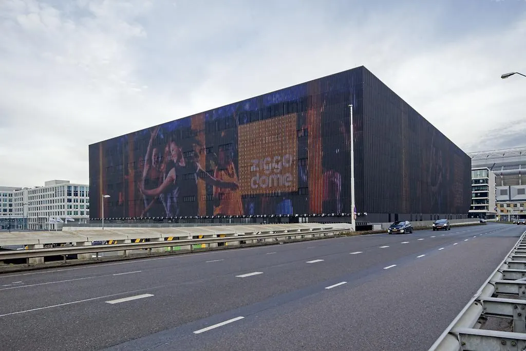 Easyhotel Amsterdam Arena Boulevard Hotel