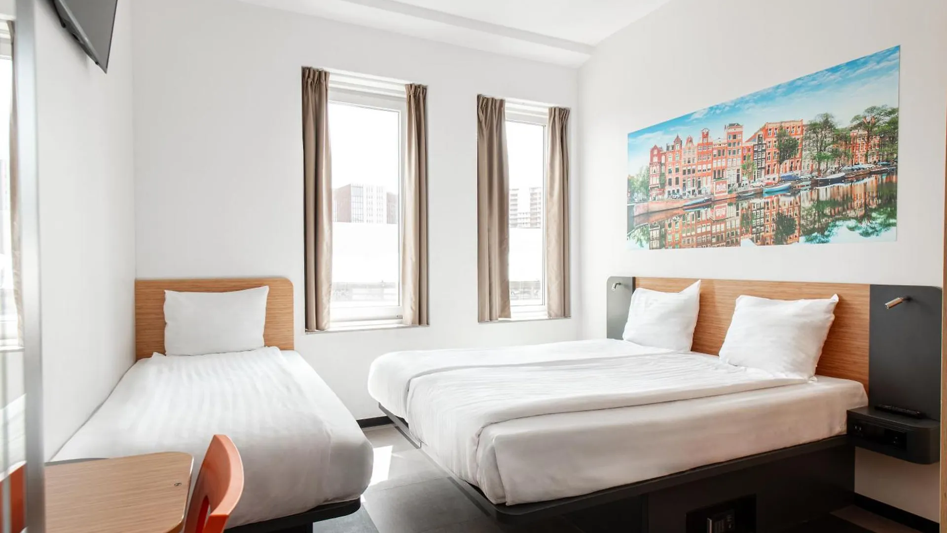 Easyhotel Amsterdam Arena Boulevard Ολλανδία